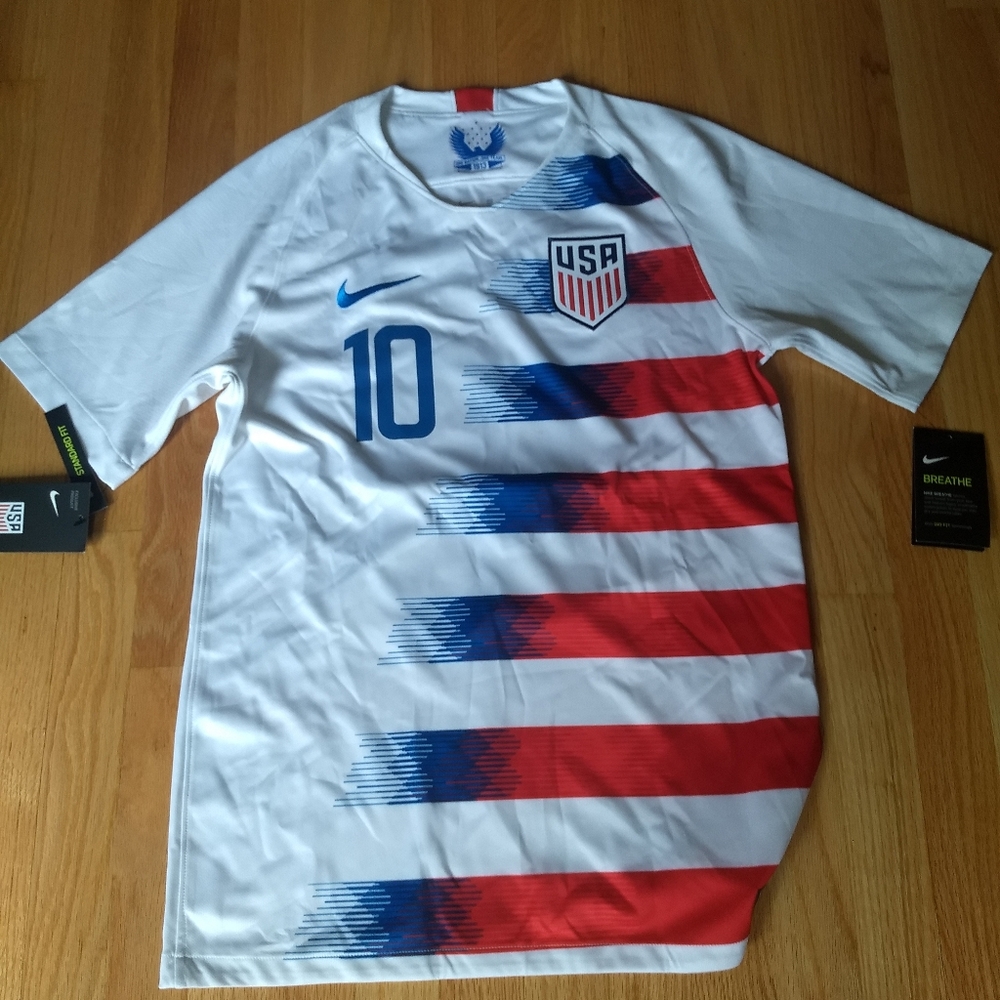 Nike USA National team, Pulisic jersey